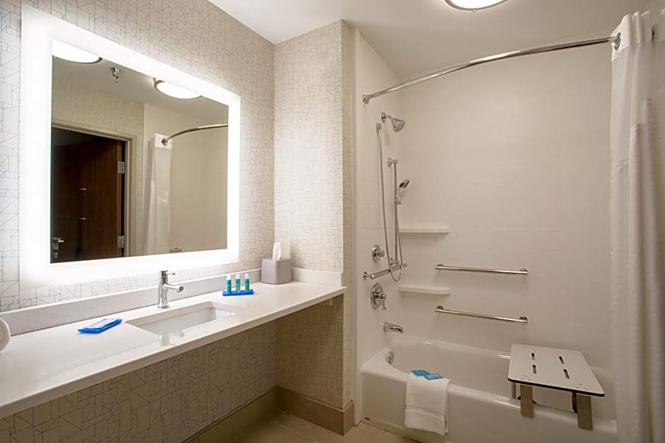 Holiday Inn Express & Suites - Owings Mills-Baltimore Area By IHG