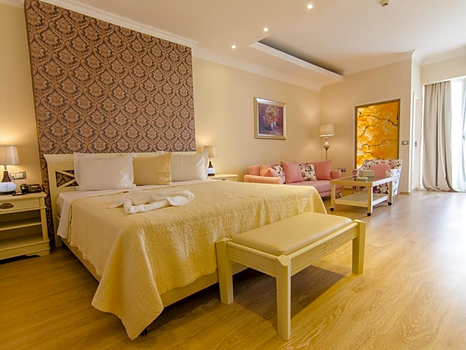 Phoenicia Luxury Hotel