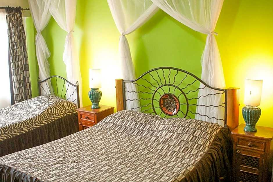 Khweza Bed and Breakfast