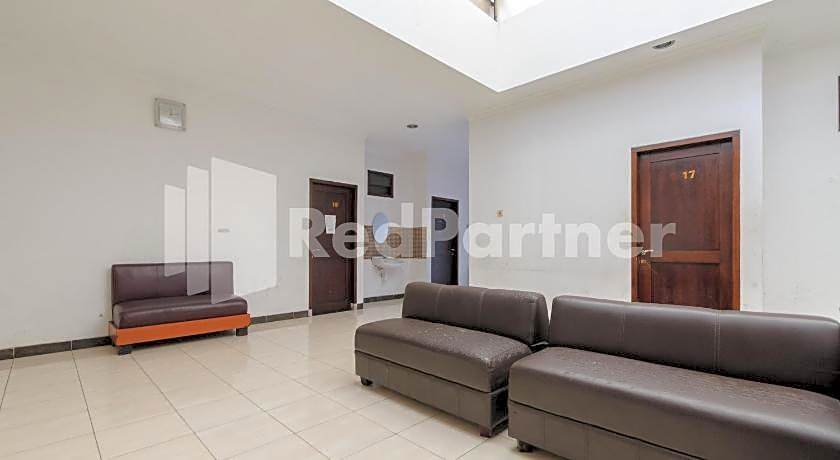 Karawaci Taman Permata Tiga Mitra RedDoorz