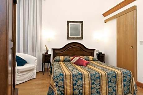 Deluxe View Room