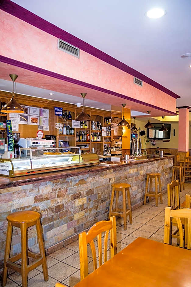 El Roble Hotel Restaurante