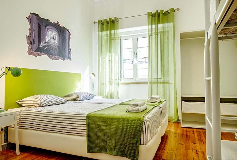 Loulé Coreto Guesthouse – Loule, CO