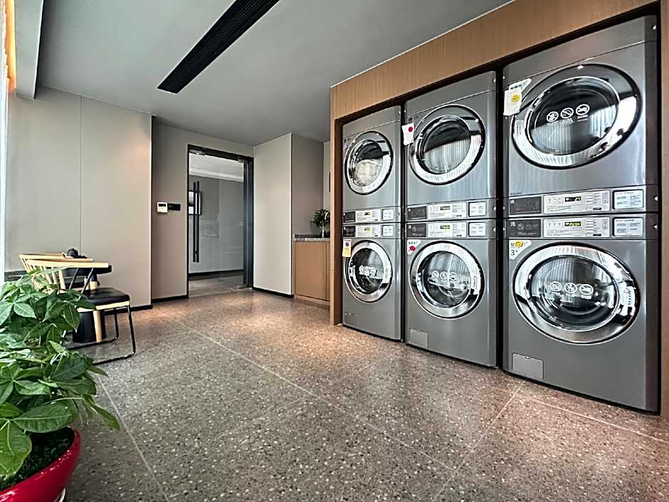 Atour Hotel Changsha Lugu