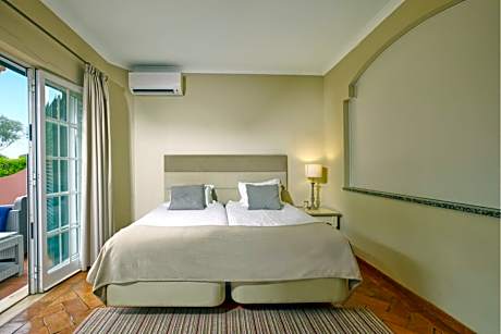 Studio Ground Floor with Garden Patio