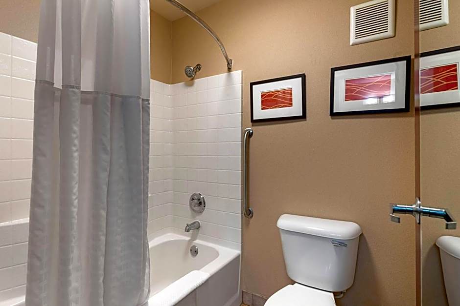 Photo 1 of 5 of 1 King Bed Suite