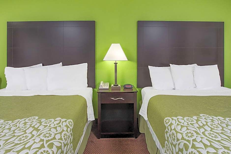 Days Inn by Wyndham Calvert City/Paducah East