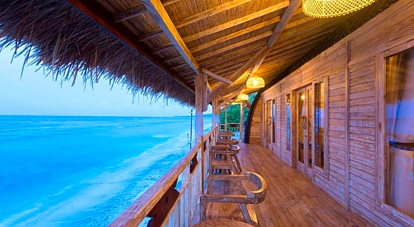 The Dewi Sun Sun Suite