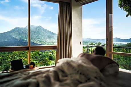 Suite Mountain View with Free Daily Two-Bottles Beer