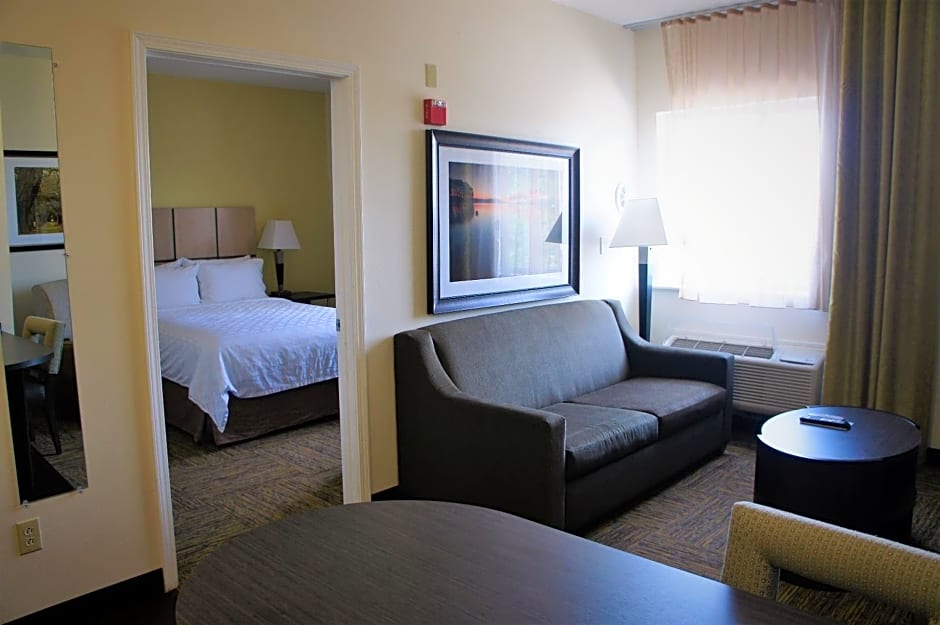 Candlewood Suites Clarksville By IHG