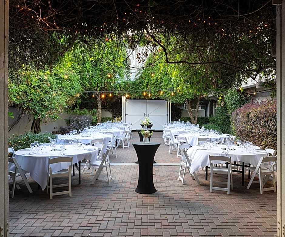 DoubleTree By Hilton Campbell - Pruneyard Plaza