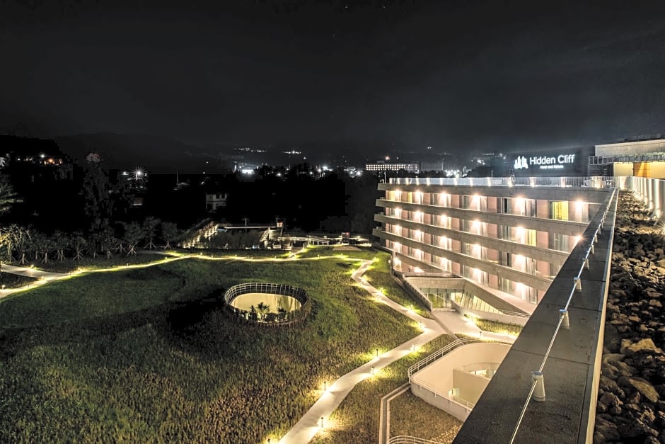 Hidden Cliff Hotel & Nature