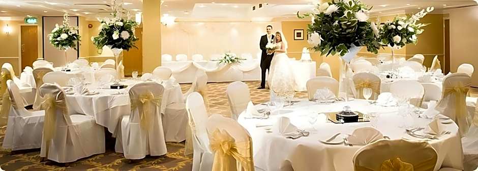 Warwickshire Park Hotel Kenilworth by Belvilla