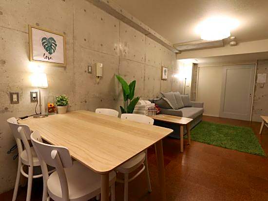Kurosaki House