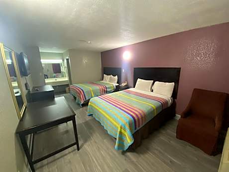 Queen Room