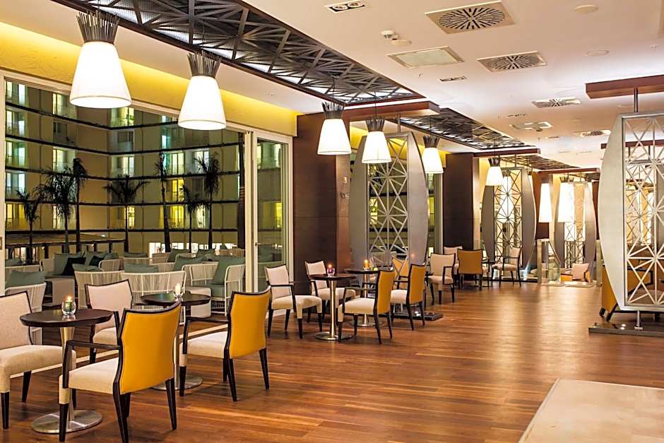 Radisson Blu Hotel & Convention Centre Kigali