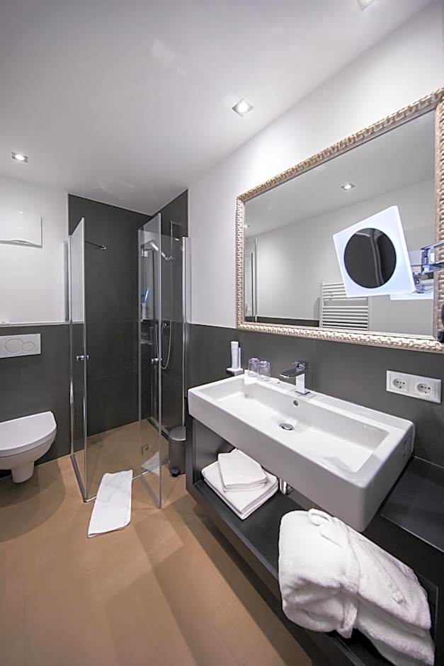 Two Timez - Boutique Hotel