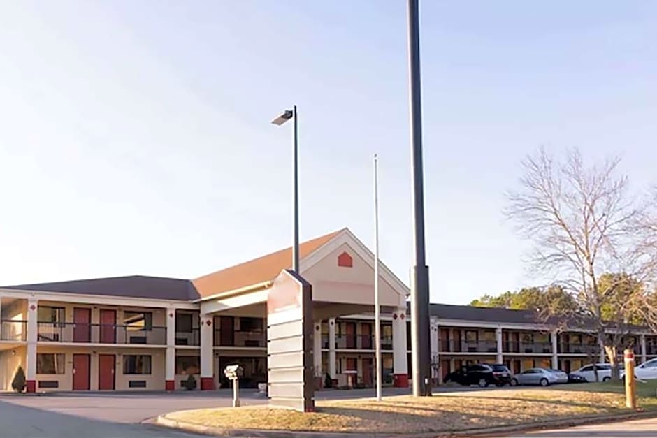 Days Inn by Wyndham Adairsville – Adairsville, GA