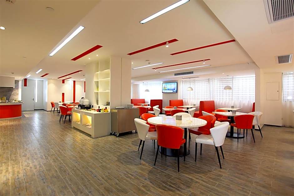 Aishang Hotel (Lecong Furniture Mall, Foshan)