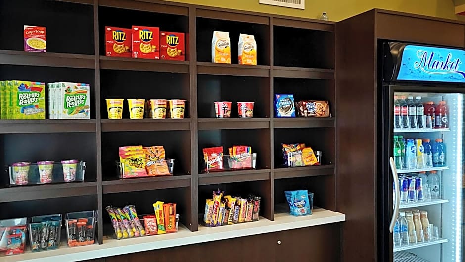 Super 8 by Wyndham Midland