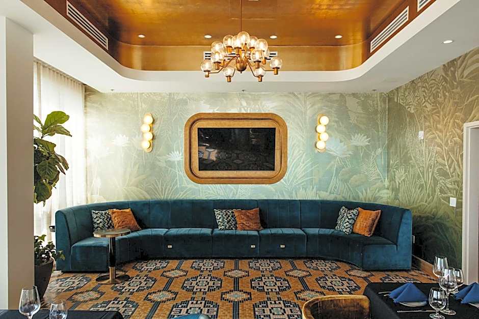 The Hiatus Clearwater Beach, Curio Collection by Hilton