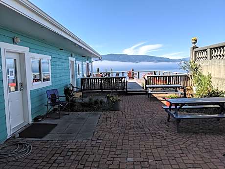 Queen Room with Garden View