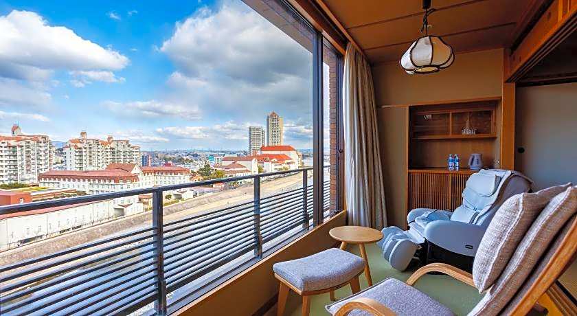 Takarazuka Onsen Hotel Wakamizu