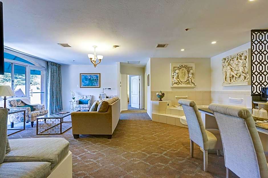 Forest Villas Hotel