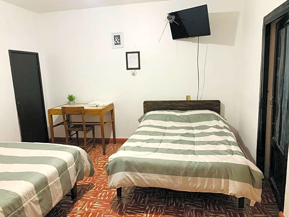Hotel Osaenzz
