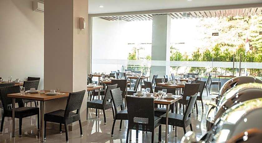 Whiz Prime Hotel Sudirman Makassar