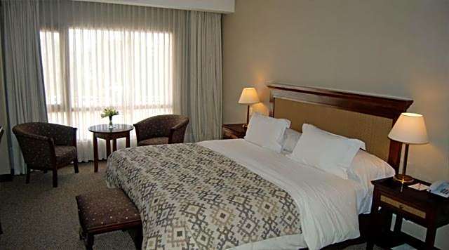 Cacique Inacayal Lake Hotel & Spa