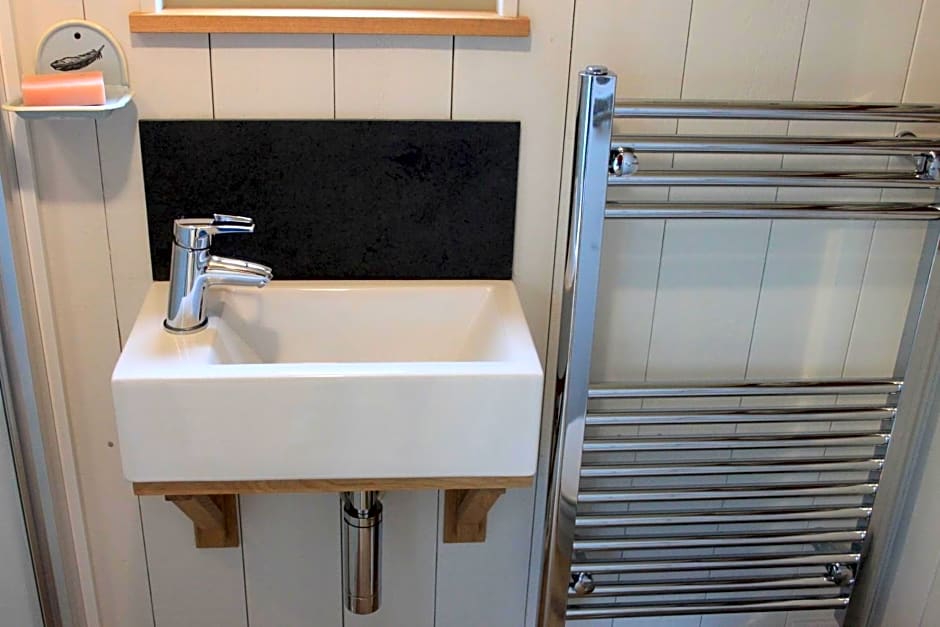 The Parlour, for Alton Towers & the Peak District