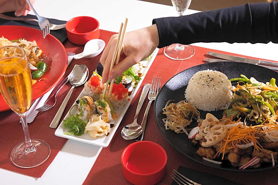 Leonardo Plaza Cypria Maris Beach Hotel & Spa