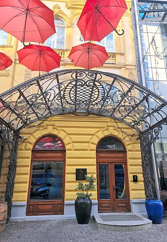 Natali luxury suites- mini rooms