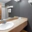 Super 8 by Wyndham Quebec City