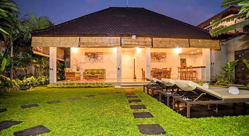 Sandi Agung Villa