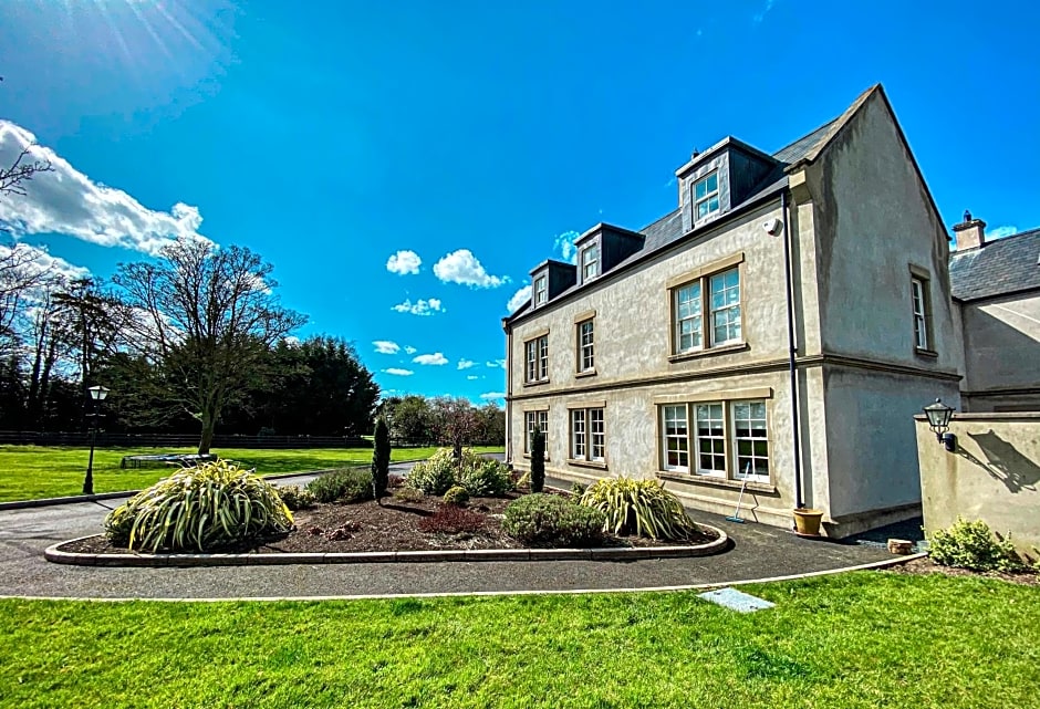 Bailey's Court, Guest Accommodation