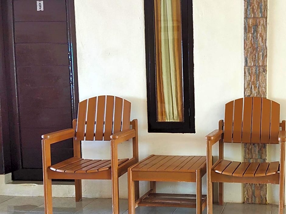 penginapan karanglaut santolo