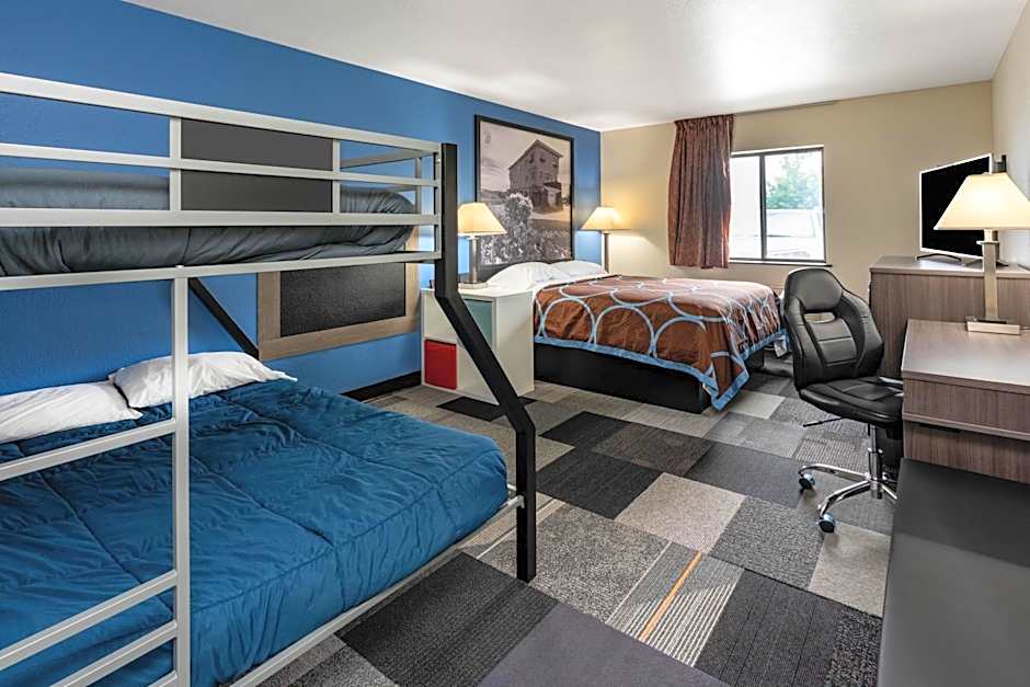 Super 8 by Wyndham Spokane Valley