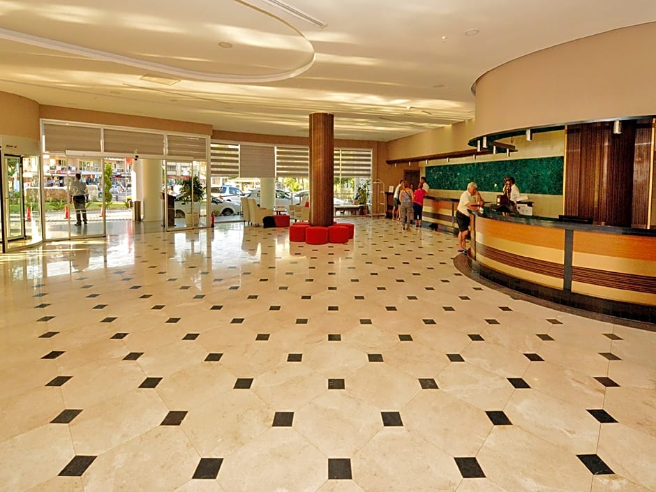 Green Nature Diamond Hotel