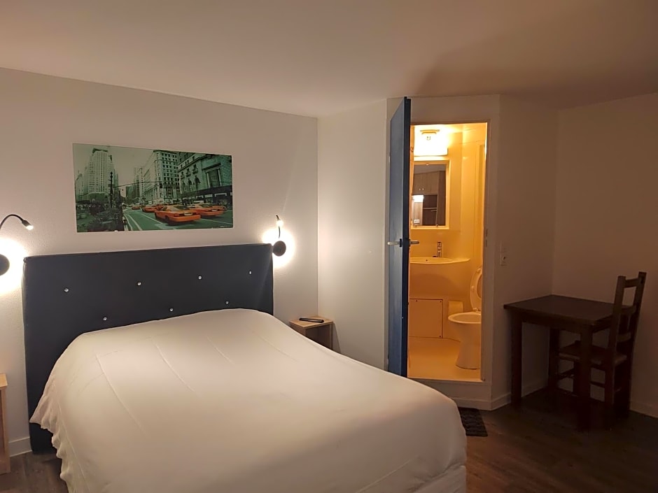 FASTHOTEL PARIS OUEST BOUAFLE