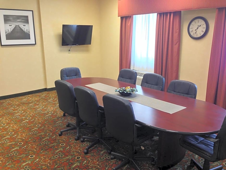 Country Inn & Suites by Radisson, Oklahoma City at Northwest Expressway, OK