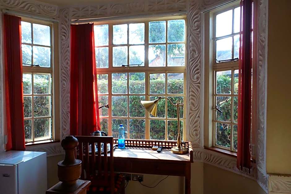 Parklands Shade Hotel