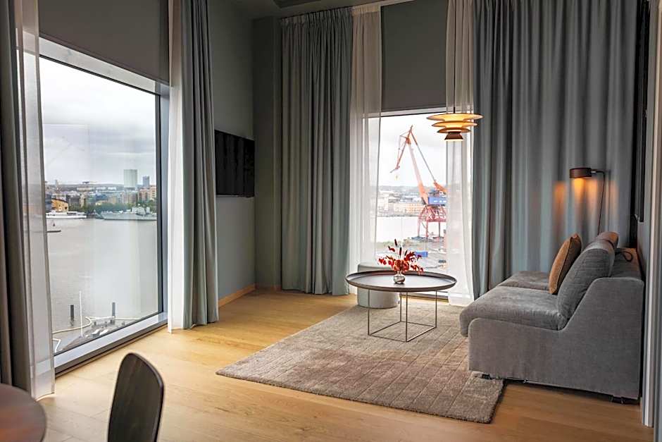 Clarion Hotel The Pier