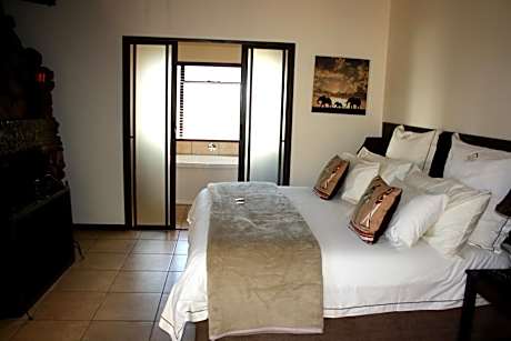 Large Double or Twin Room