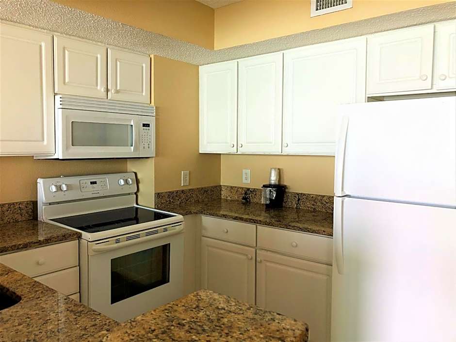 Amazing Ocean Views CB 20th Floor