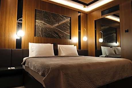 Business Double Room with Balcony