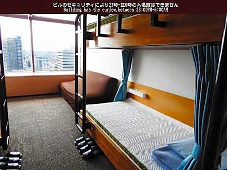 4/5 person room