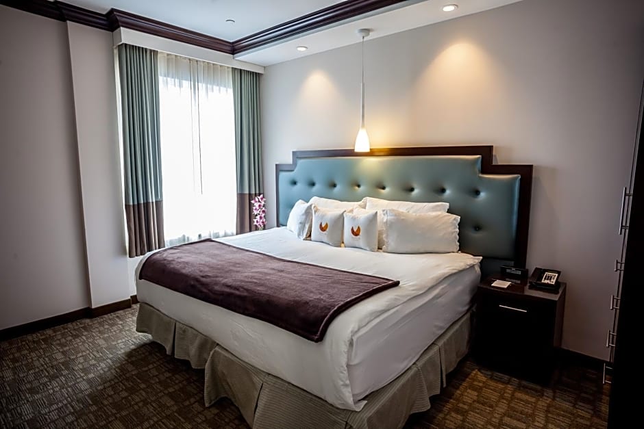 Aura Hotel Brooklyn