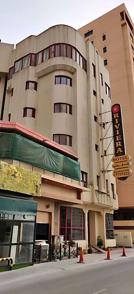 OYO 118 Revira Hotel